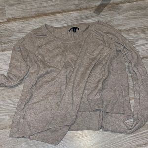 Cozy tan American Eagle tan sweater